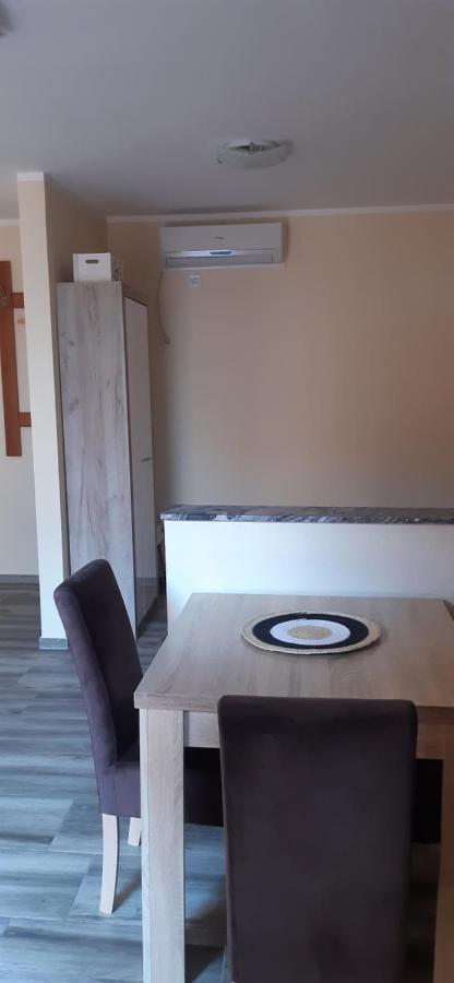 Sofi Apartment Kotor Luaran gambar