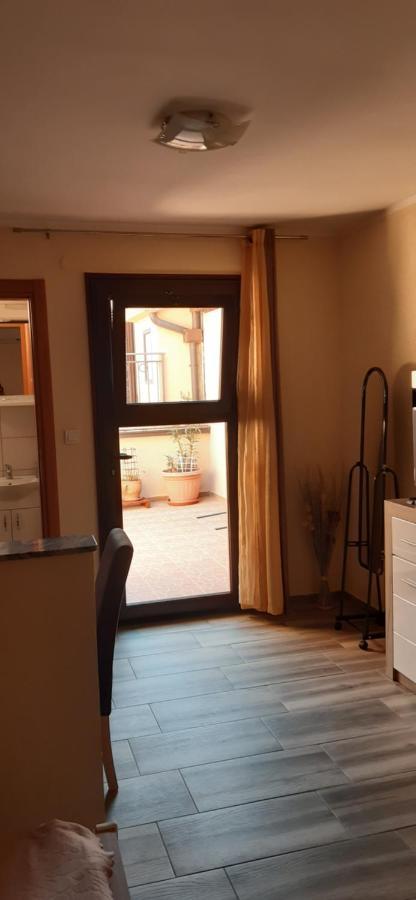 Sofi Apartment Kotor Luaran gambar