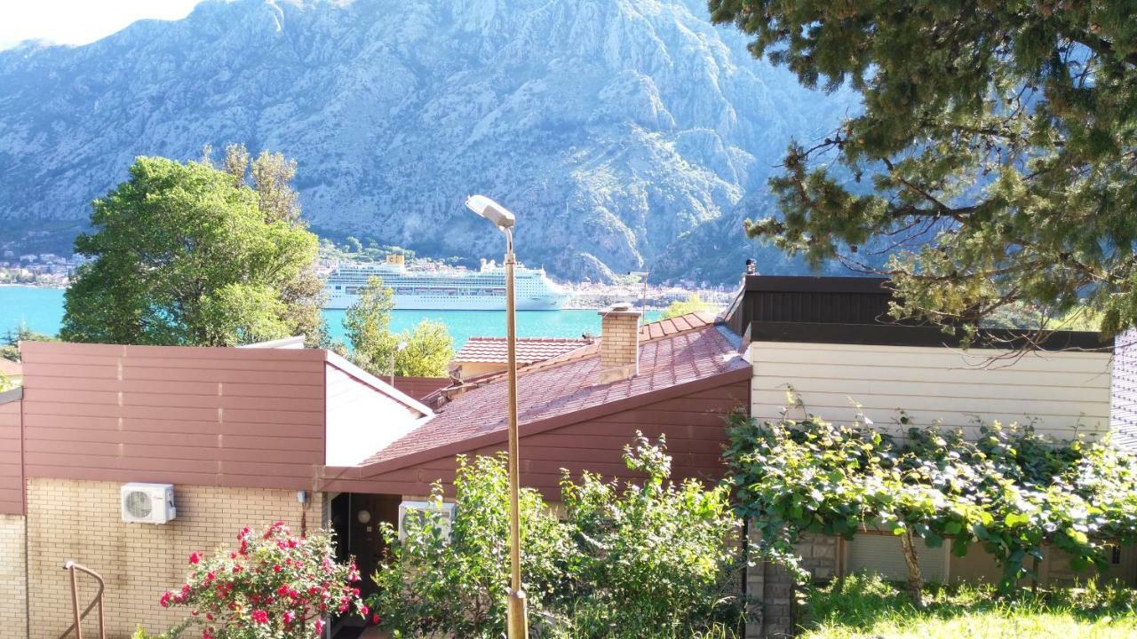 Sofi Apartment Kotor Luaran gambar