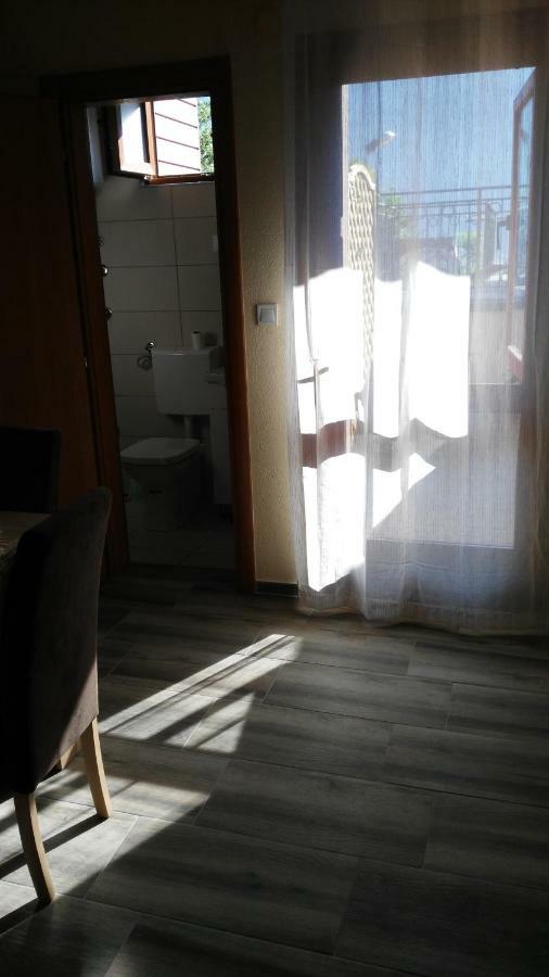 Sofi Apartment Kotor Luaran gambar
